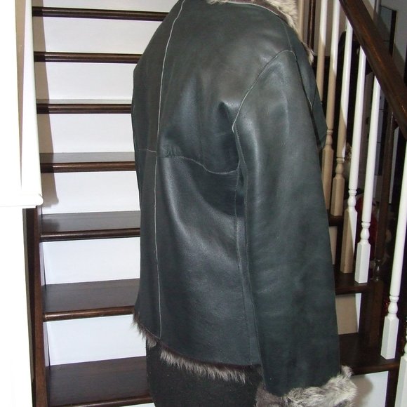 Giorgio Armani Black Label Lamb Shearling Women Jacket 40 Sheepskin Coat - Picture 4 of 11